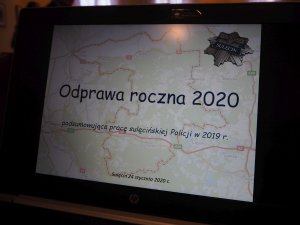 Ekran komputera ze slajdem tytułowym: &quot;Odprawa roczna 2020&quot;.