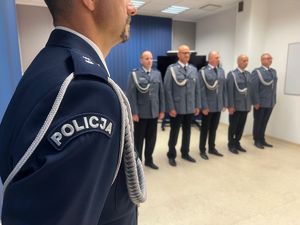 Kadra kierownicza sulęcińskiej jednostki podczas uroczystej zbiórki.