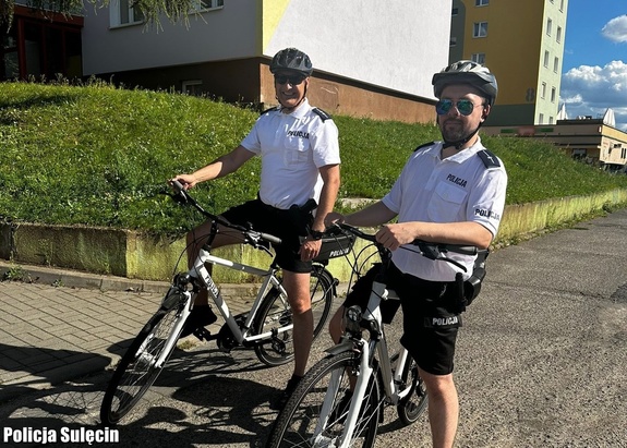 Policyjne patrole rowerowe dbają o bezpieczeństwo mieszkańców powiatu sulęcińskiego