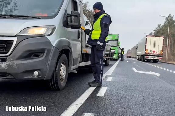 Trzeźwość za kierownicą fundamentem bezpieczeństwa na drodze